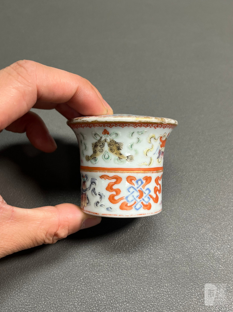 清乾隆“药洲”款粉彩八宝缠枝莲纹轴头（一对） - 图4